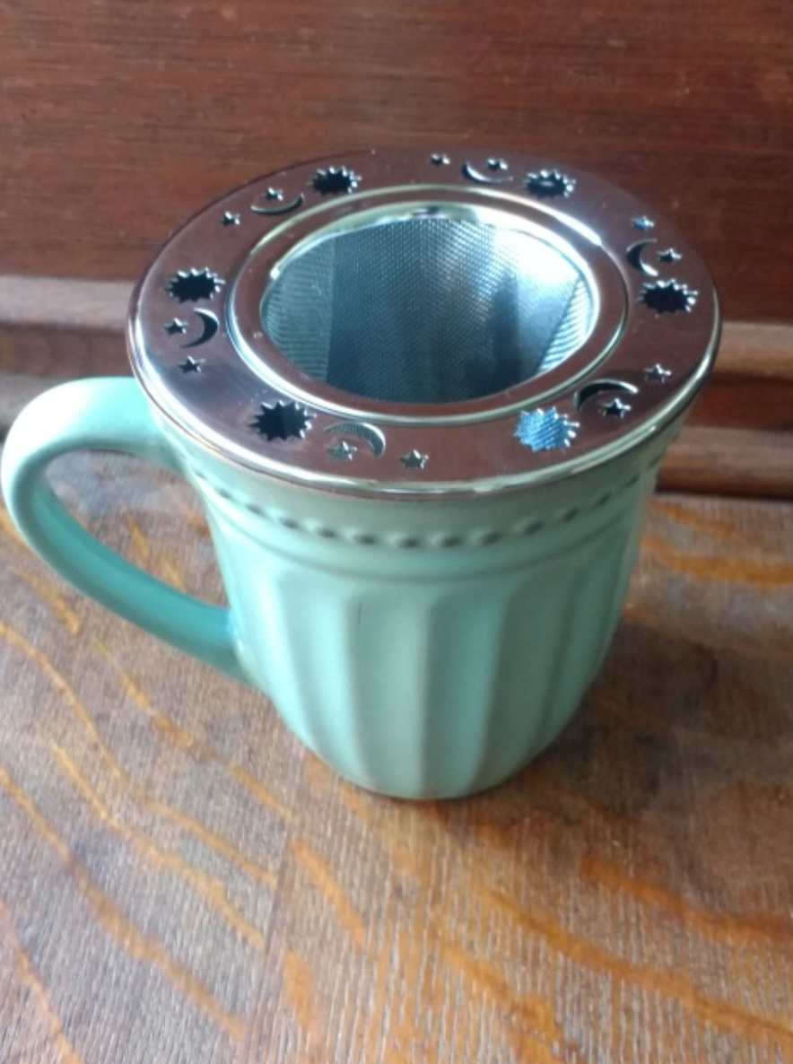 Star/Moon Mesh Strainer - Farmhouse Teas